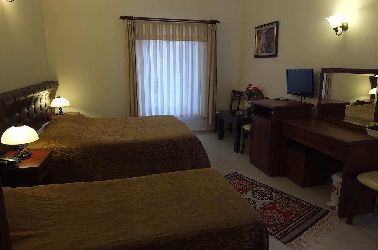 Bacahan Hotel Altınoluk Habitación foto